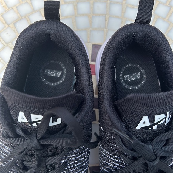 APL Athletic Propulsion Labs Techloom Pro Black Gray White Shoe.  Size 8 - Picture 6 of 16